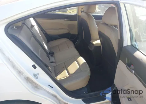 2017 Hyundai Elantra Limited z USA, uszkodzony, nr VIN 5NPD84LF7HH006197